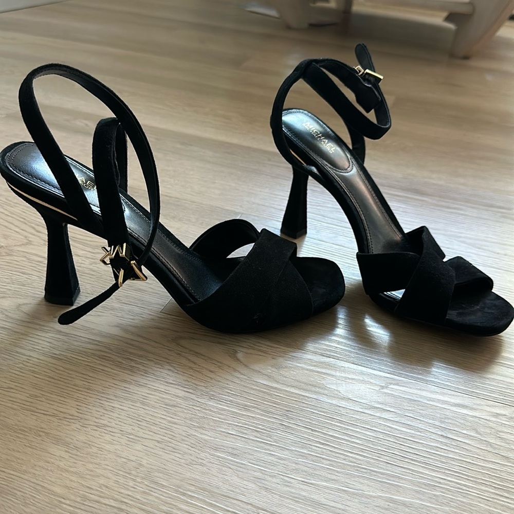 Comfortable 2-1/2 Heel
